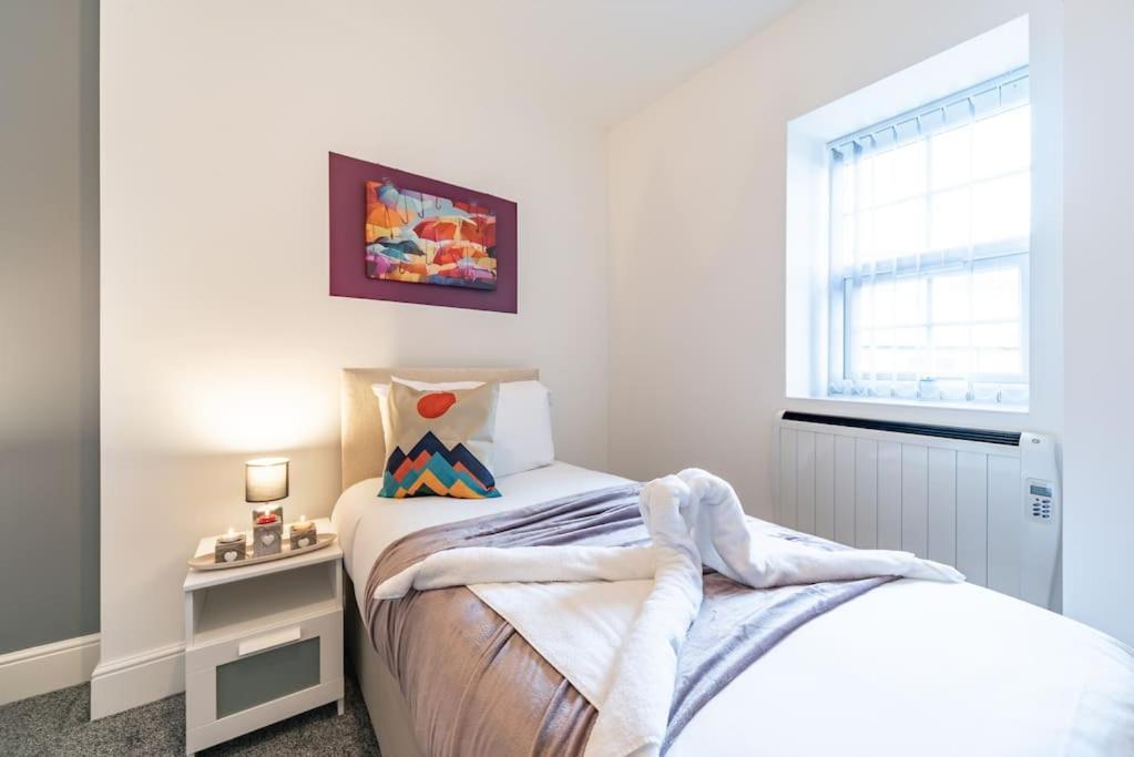 Jesouth Refreshing 1 Bedrm Roomy Comfy Posh * Kingston upon Hull